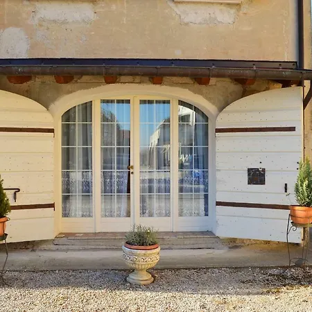 Elizabeth Ponte di Piave